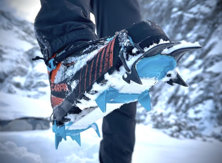 Recenzja raków Blue Ice Harfang: Rewolucja w wadze sprzętu zimowego?